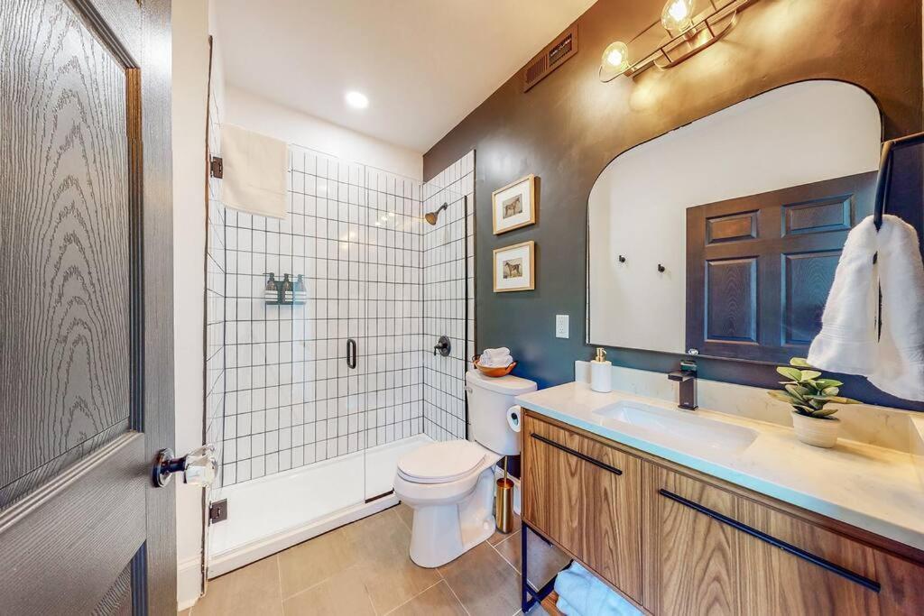 Luxury 8 Bed/4 Ba Nulu Home Private Yard/Parking Louisville Exterior foto